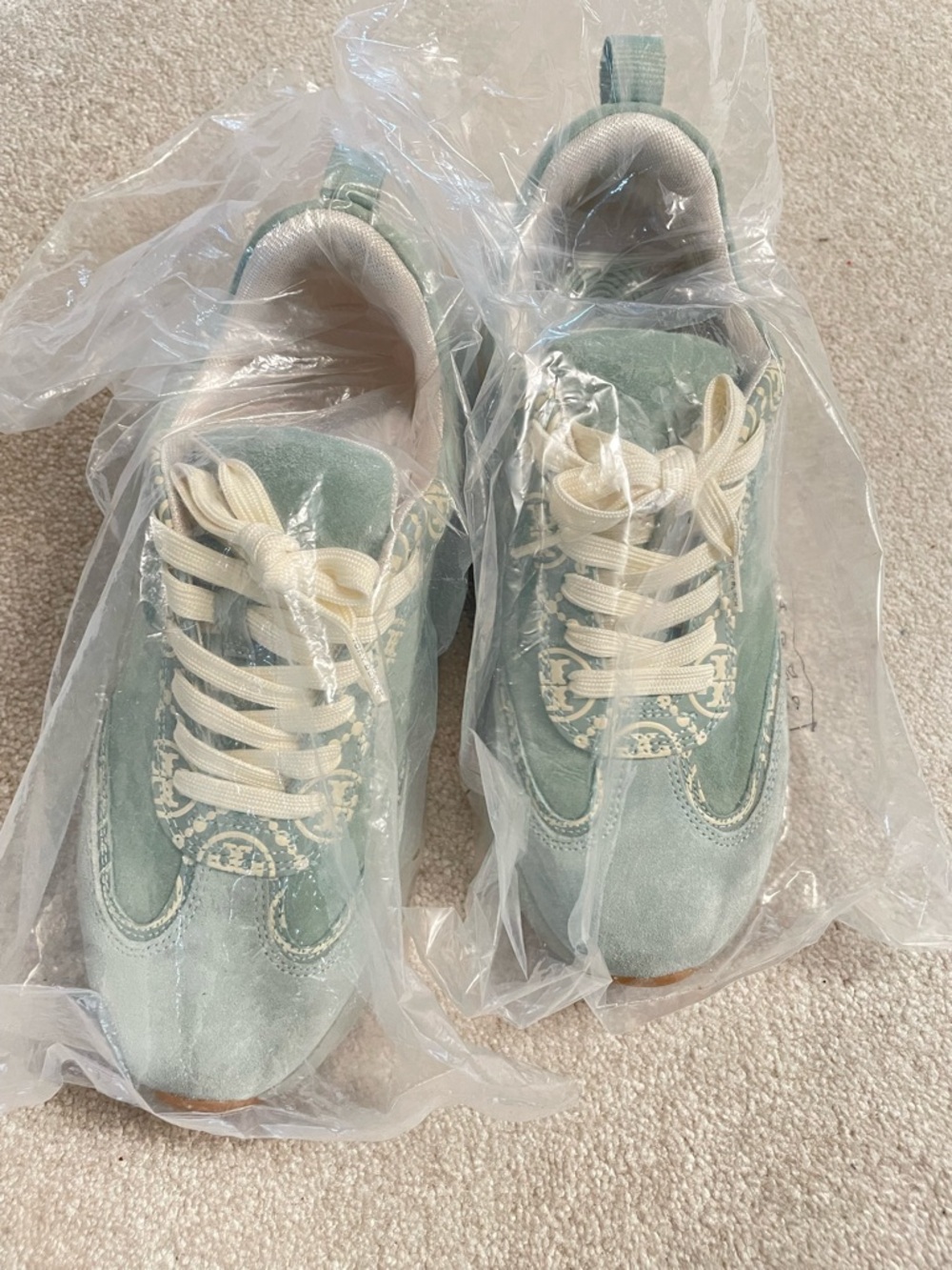 T Monogram Good Luck Trainer - Picture 5 of 10